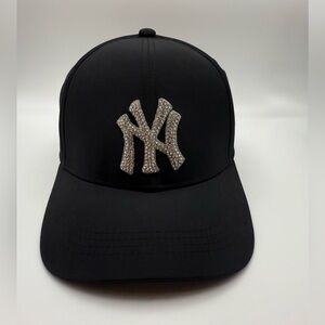 NEW NY Rhinestone Logo Open Back Nylon Black baseball Cap w/ red satin lining